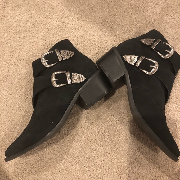 Urban Outfitters Shoes - Urban Outfitters Black Booties